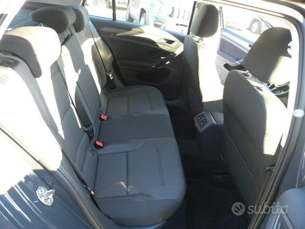 VOLKSWAGEN Golf 1.0 TSI 85 CV 5p. Limited / OK N