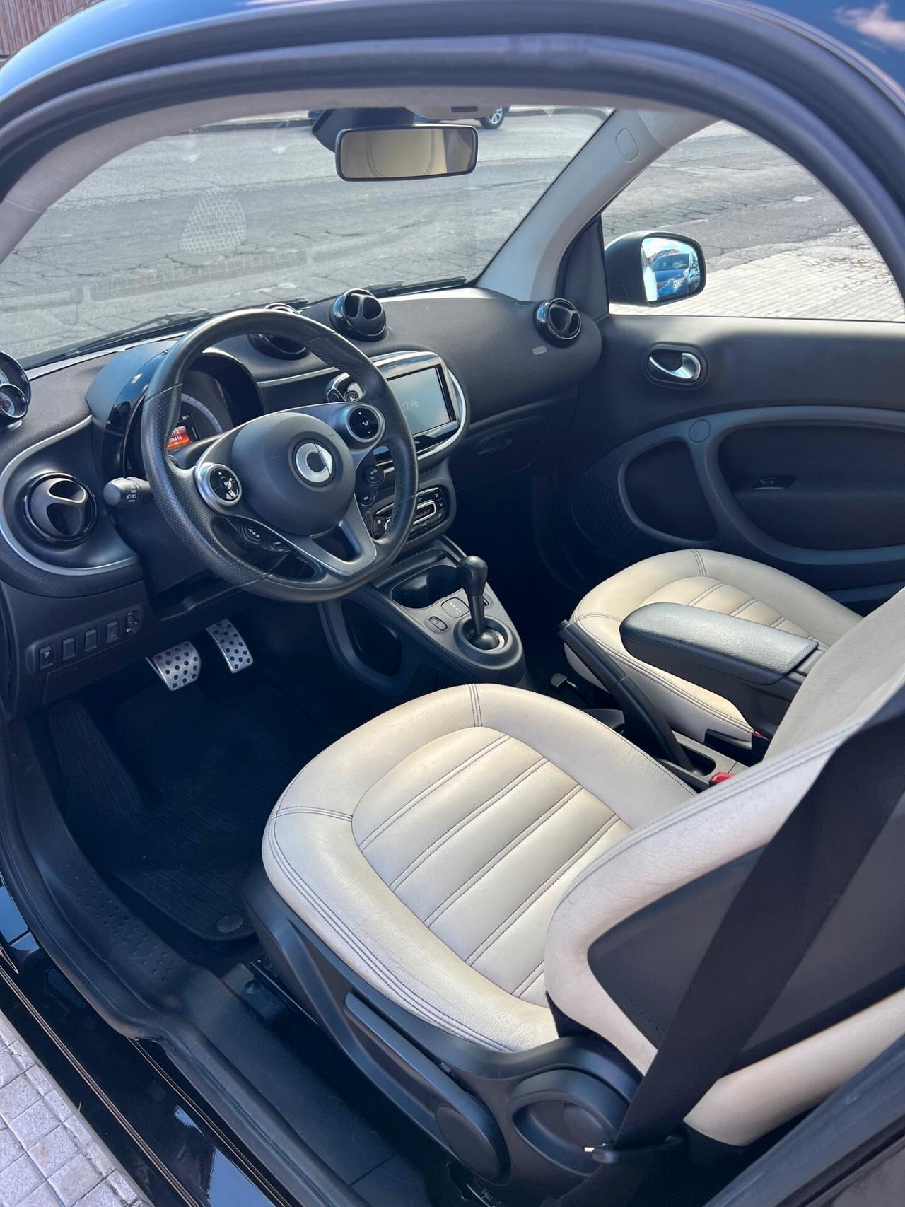 Smart ForTwo 70 1.0 twinamic BRABUS Style