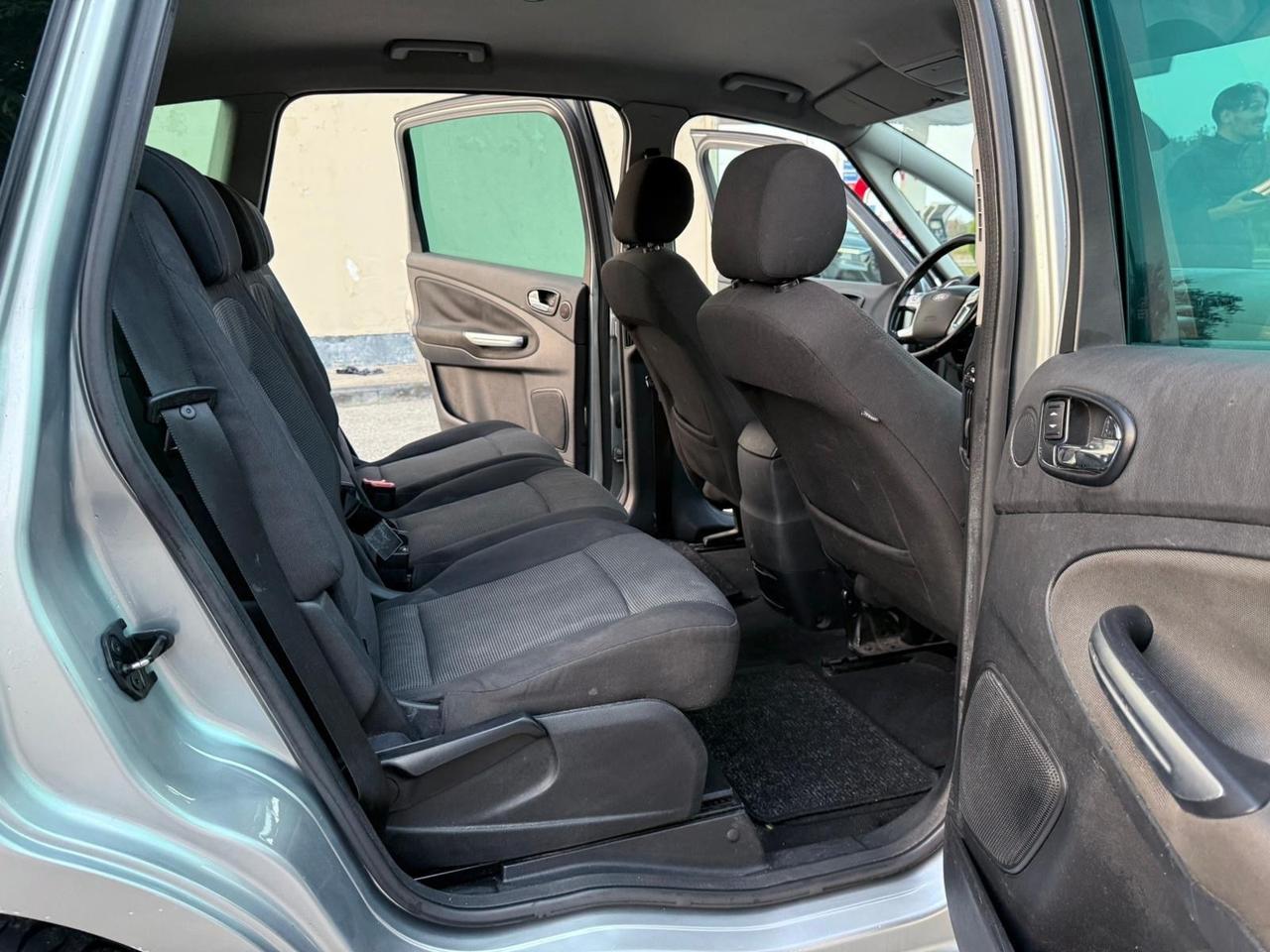 Ford Focus C-Max 2.0 TDCi (136CV) Titanium