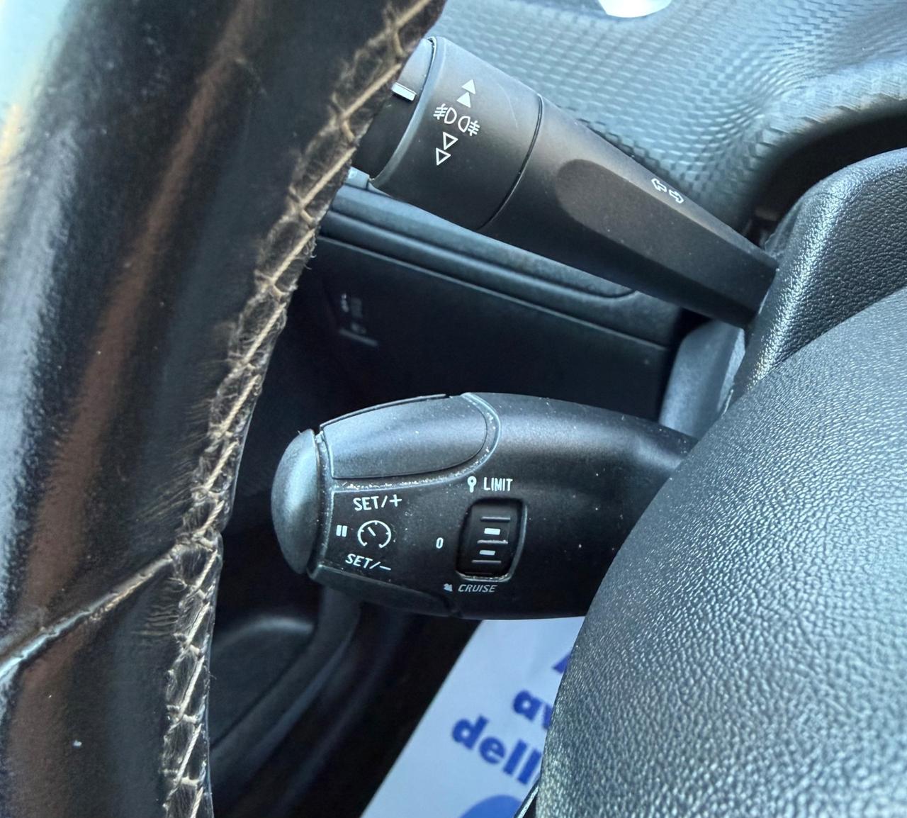 Peugeot 2008 BlueHDi 100 Allure