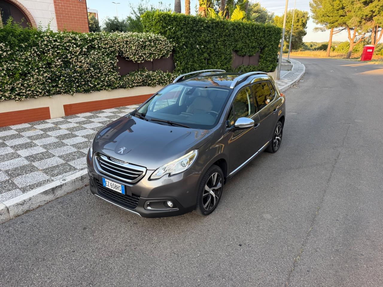 Peugeot 2008 BlueHDi 100 Allure