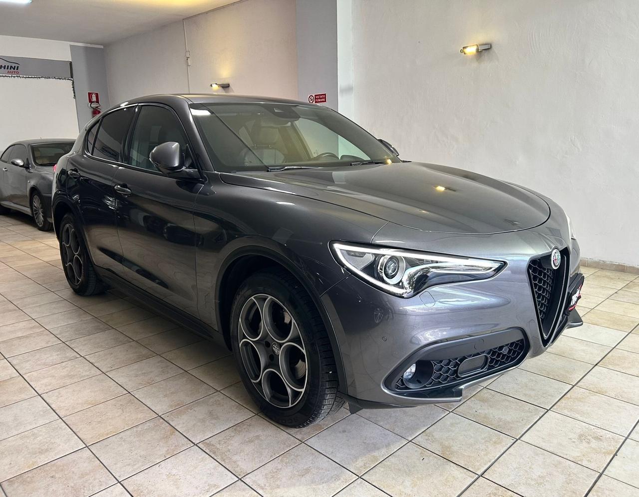 Alfa Romeo Stelvio 2.2 Turbodiesel 190 CV AT8 Q4 Sprint