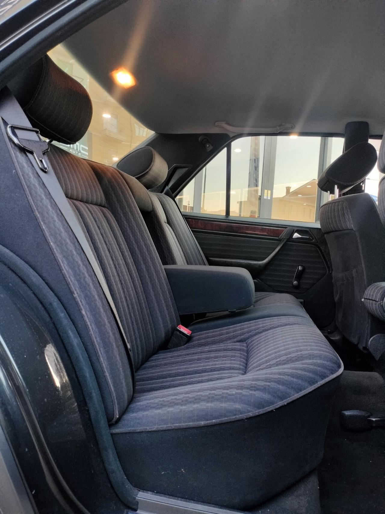 Mercedes-benz 200 E ASI