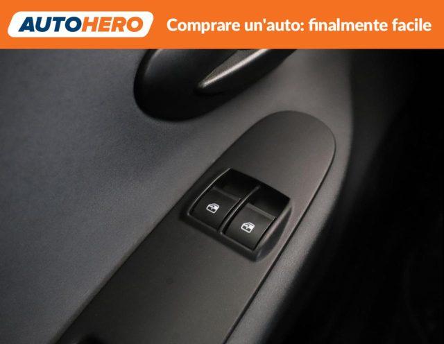 LANCIA Ypsilon 1.2 69 CV 5 porte Silver