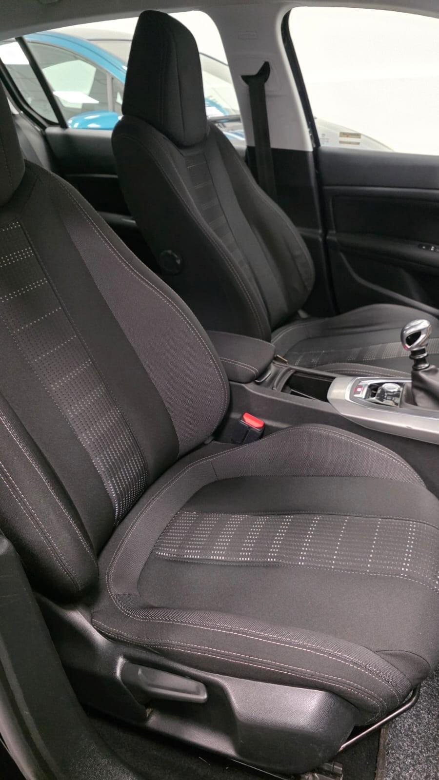 Peugeot 308 BlueHDi 120 S&S EAT6 Allure