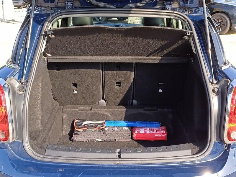 MINI Mini Countryman F60 Mini Countryman 2.0 Cooper D Boost auto