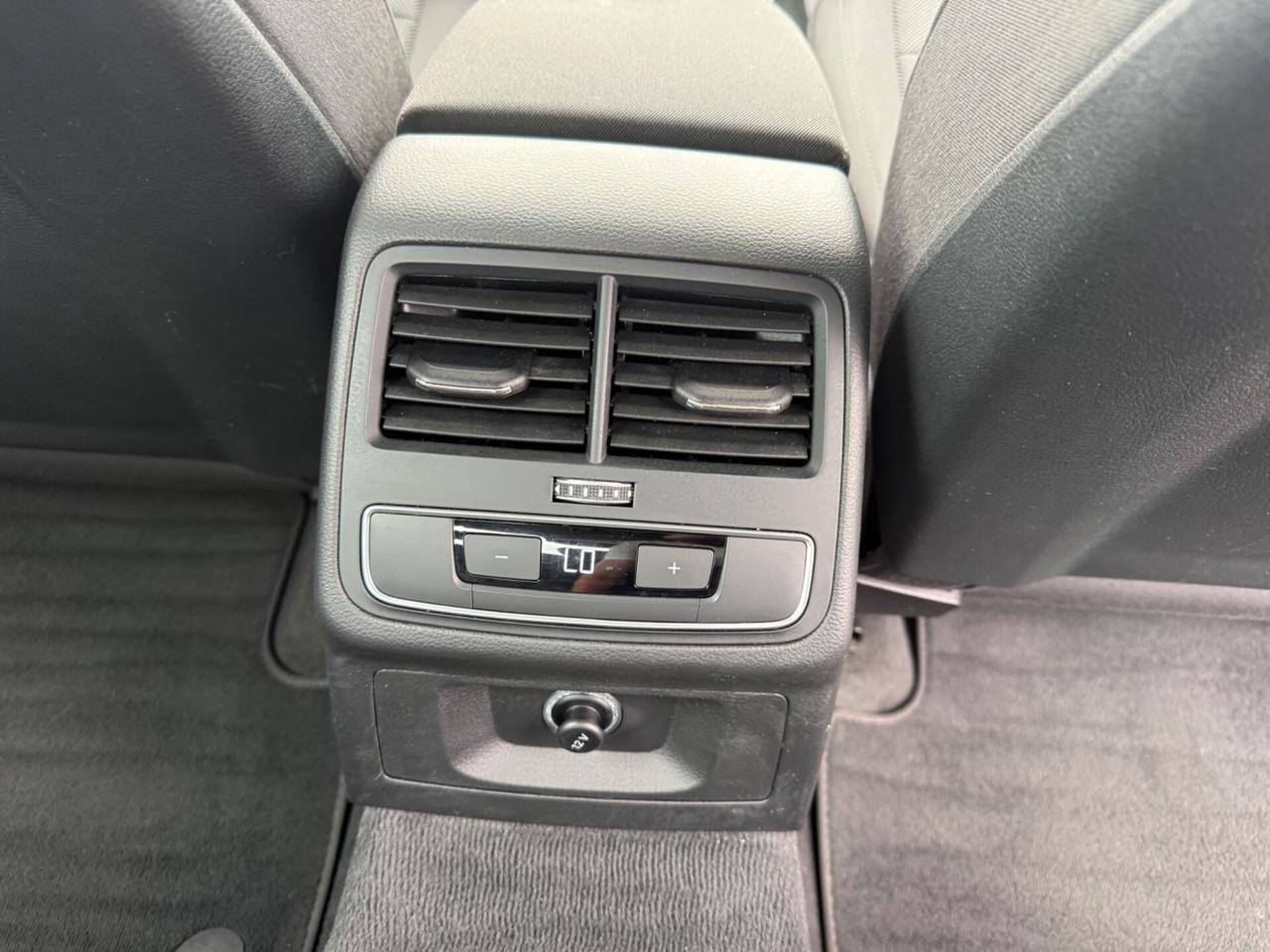 Audi A4 2.0 TDI BERLINA 150 CV ultra S tronic Sport