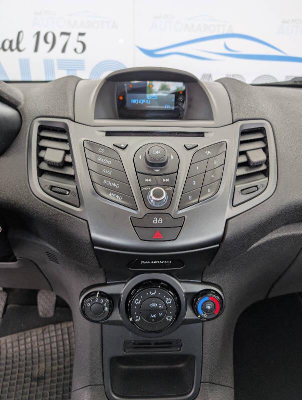 Ford Fiesta 1.5 tdci 75cv 5p