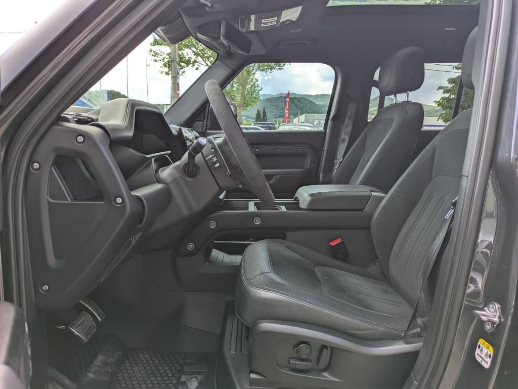 LAND ROVER Defender (2019) Defender 110 5.0 V8 ...