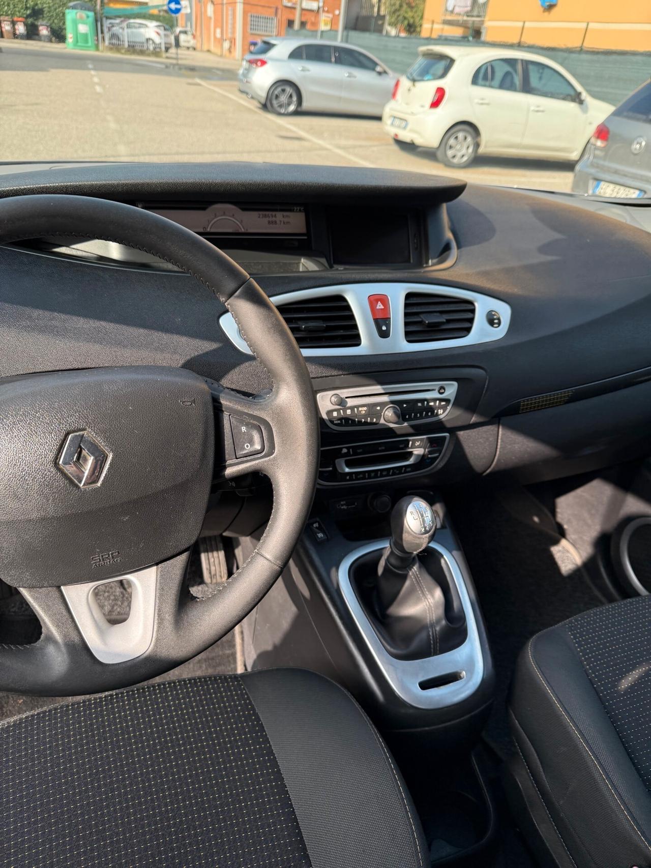 Renault Scenic X-Mod 1.5 dci - NAV. - 12 MESI DI GARANZIA -