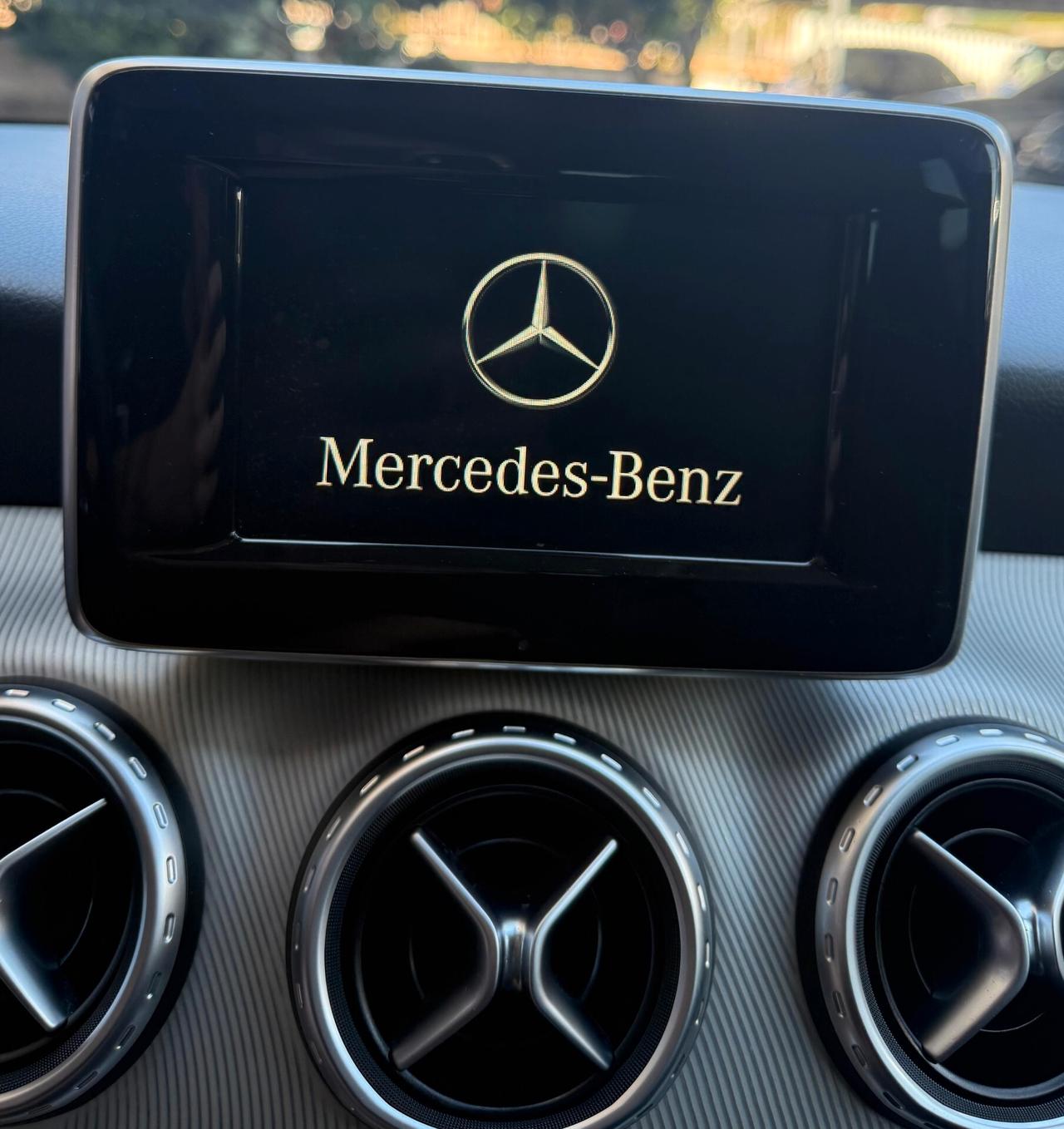 Mercedes-benz GLA 200 CDI Automatic Premium 2014