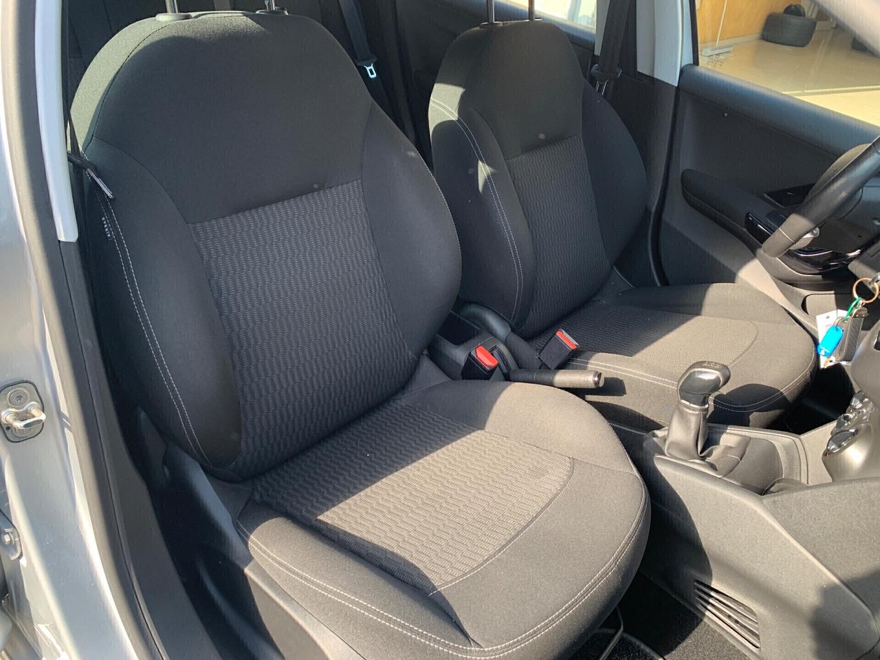 Peugeot 208 BlueHDi 75 5 porte