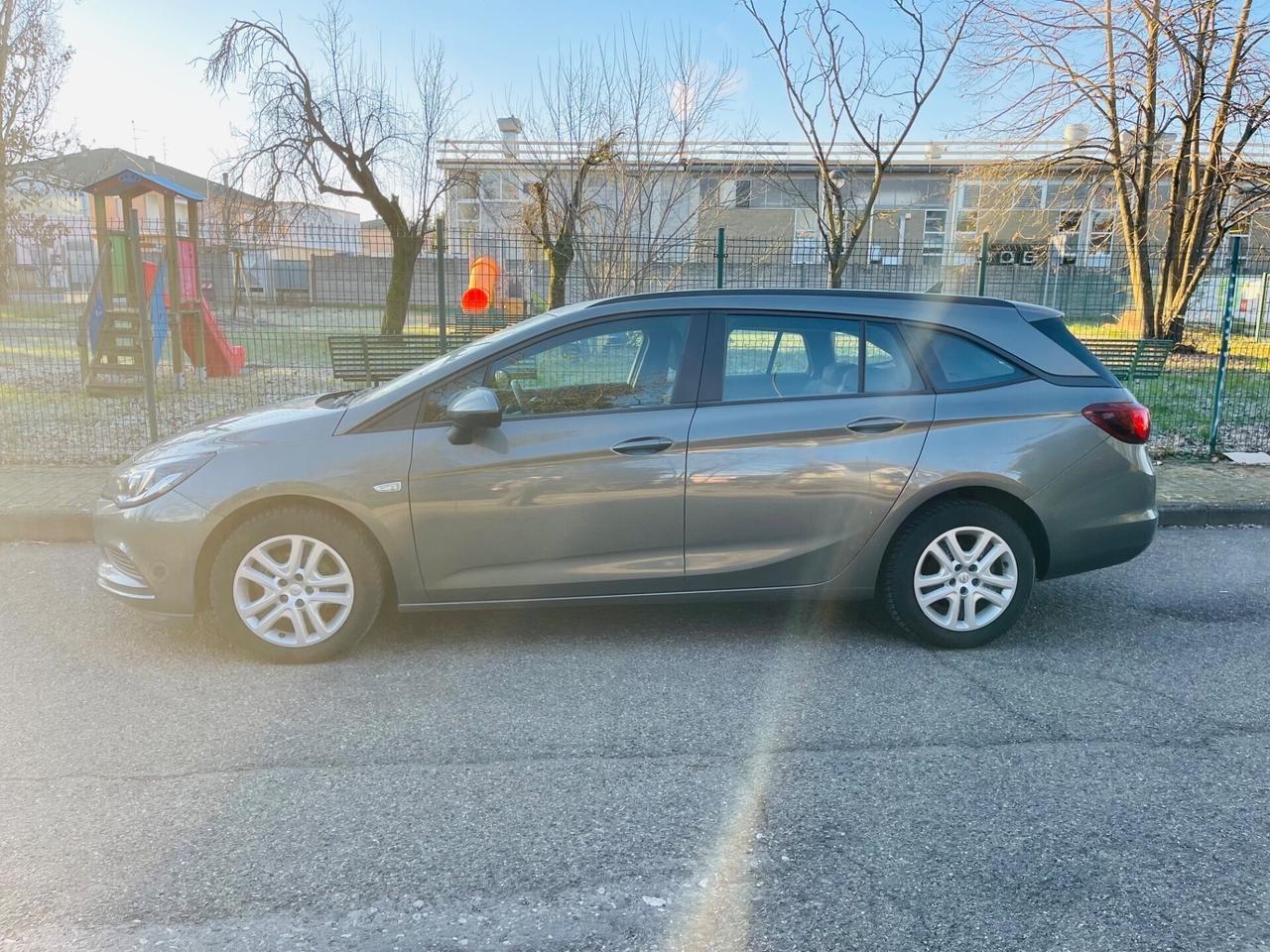 Opel Astra 2019 - DIESEL 1.6 EURO 6d OK PERMUTE