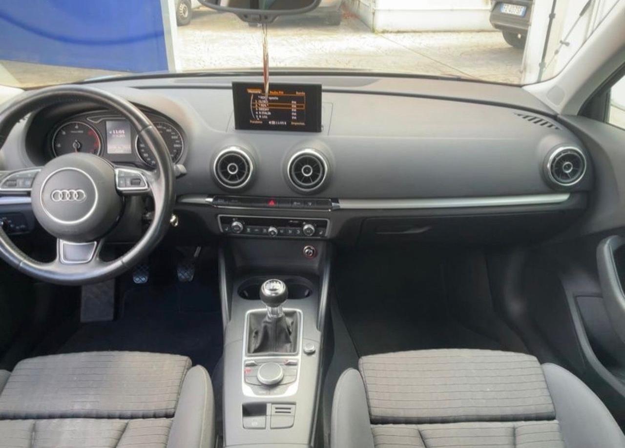 Audi A3 SPB 2.0 TDI 150 CV clean diesel Ambition
