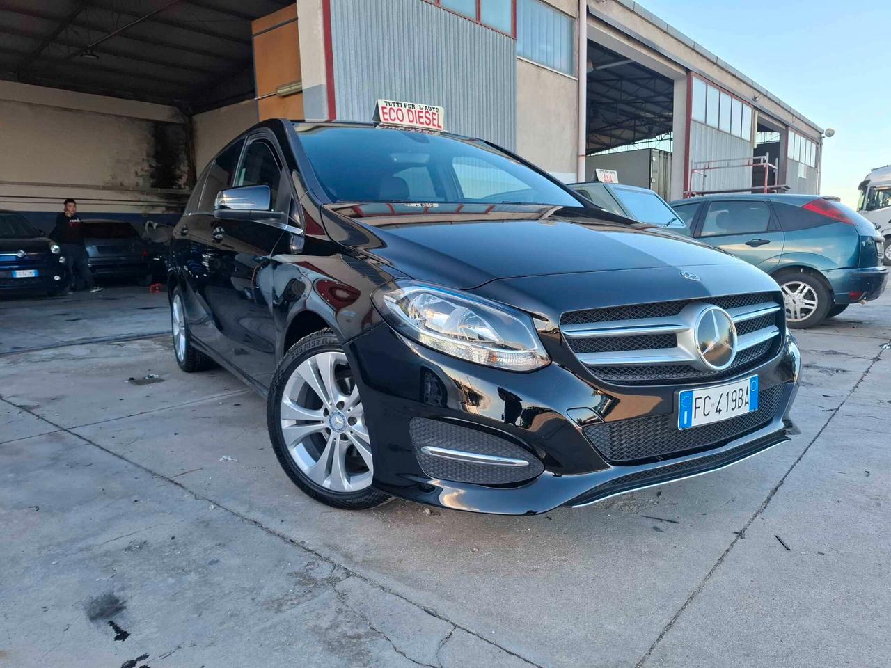 Mercedes-benz B 180 d Sport - 2016 LED/NAVI/RETRO