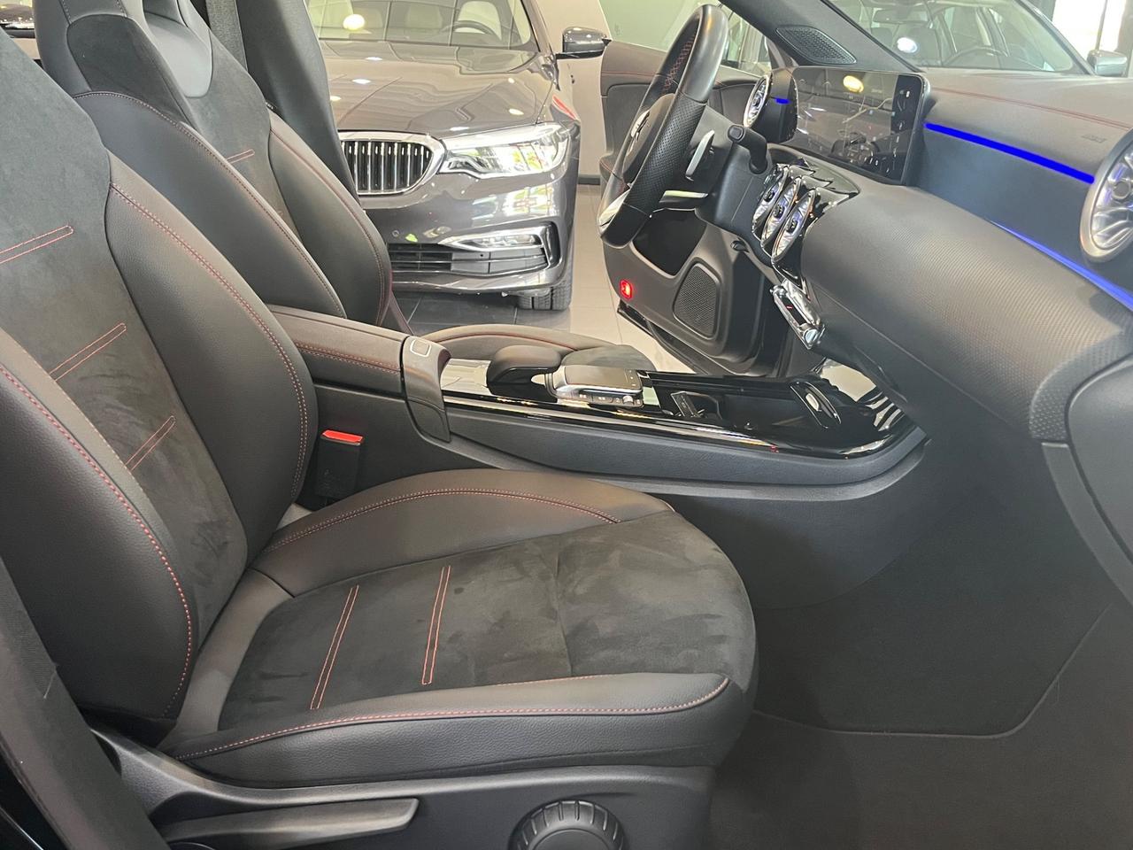 Mercedes CLA 200 d Automatic Premium 12.000 KM