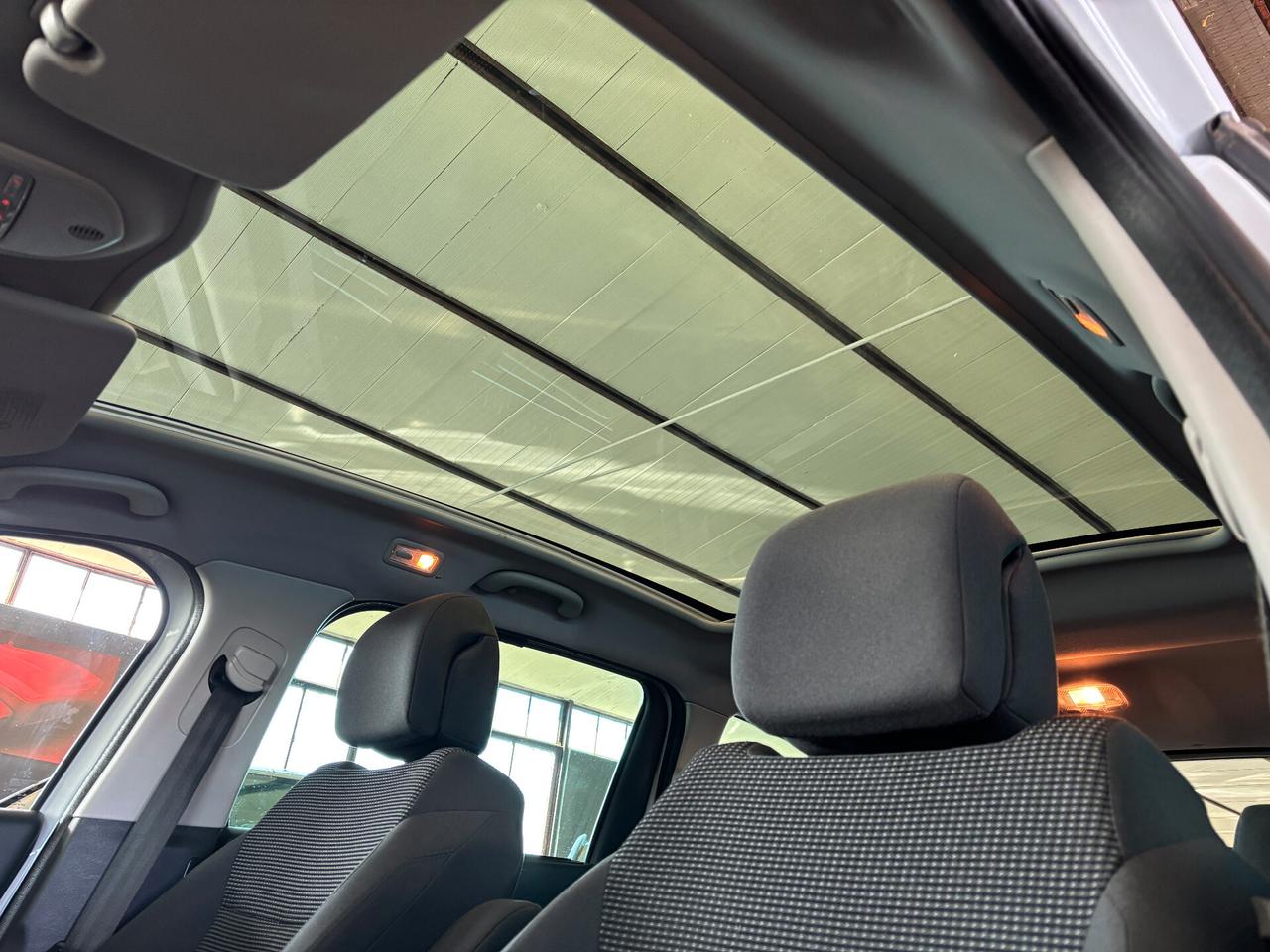 Peugeot 5008 2.0 HDi 110KW 150CV Allure 7 POSTI