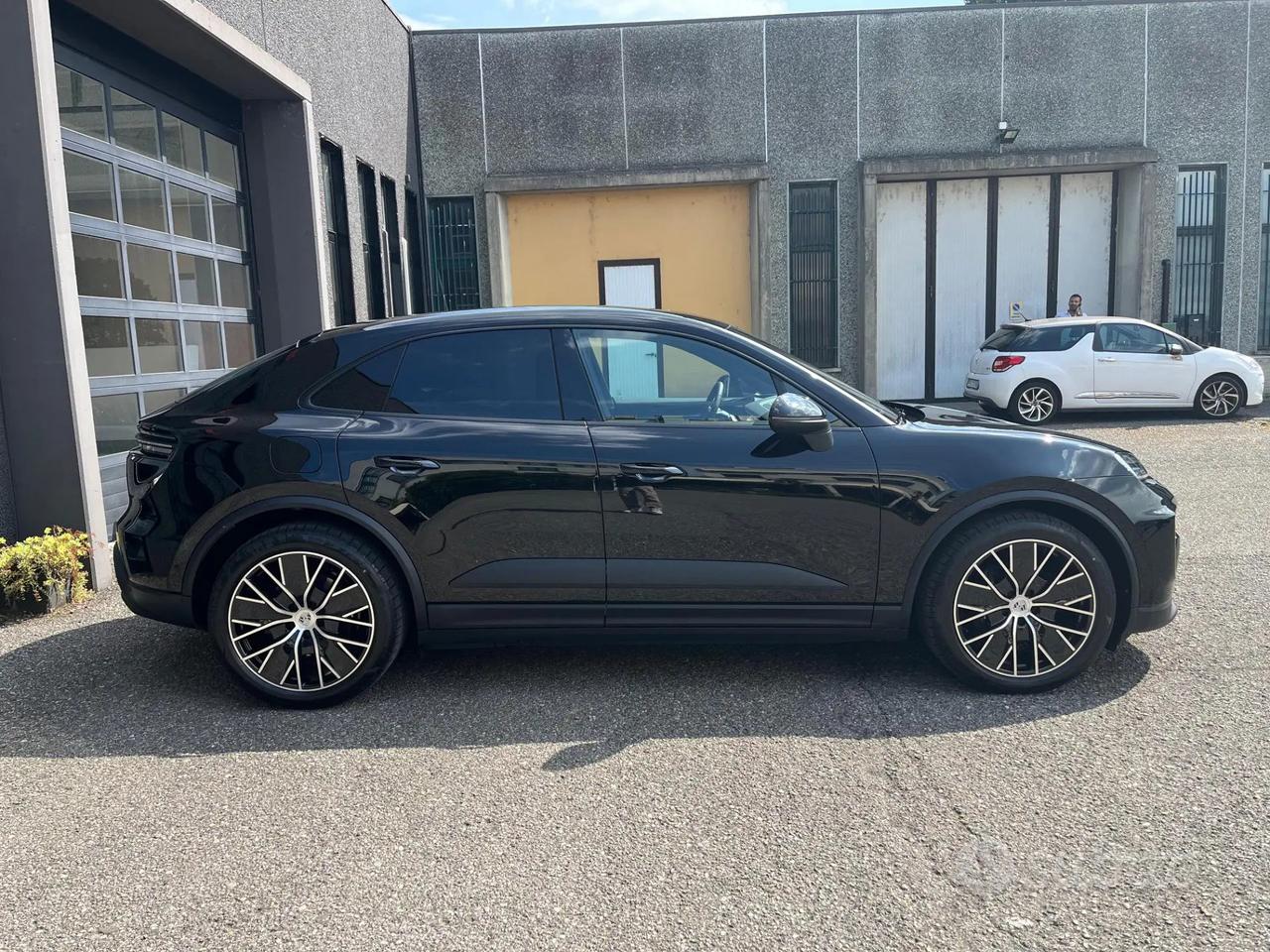 Porsche Macan 4