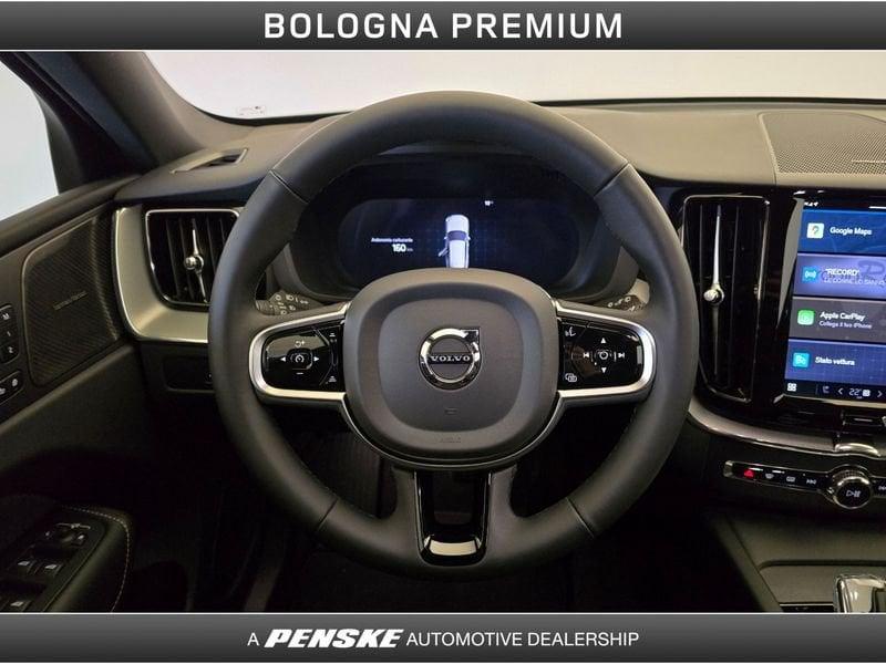 Volvo XC60 XC60 B5 AWD automatico Plus Dark