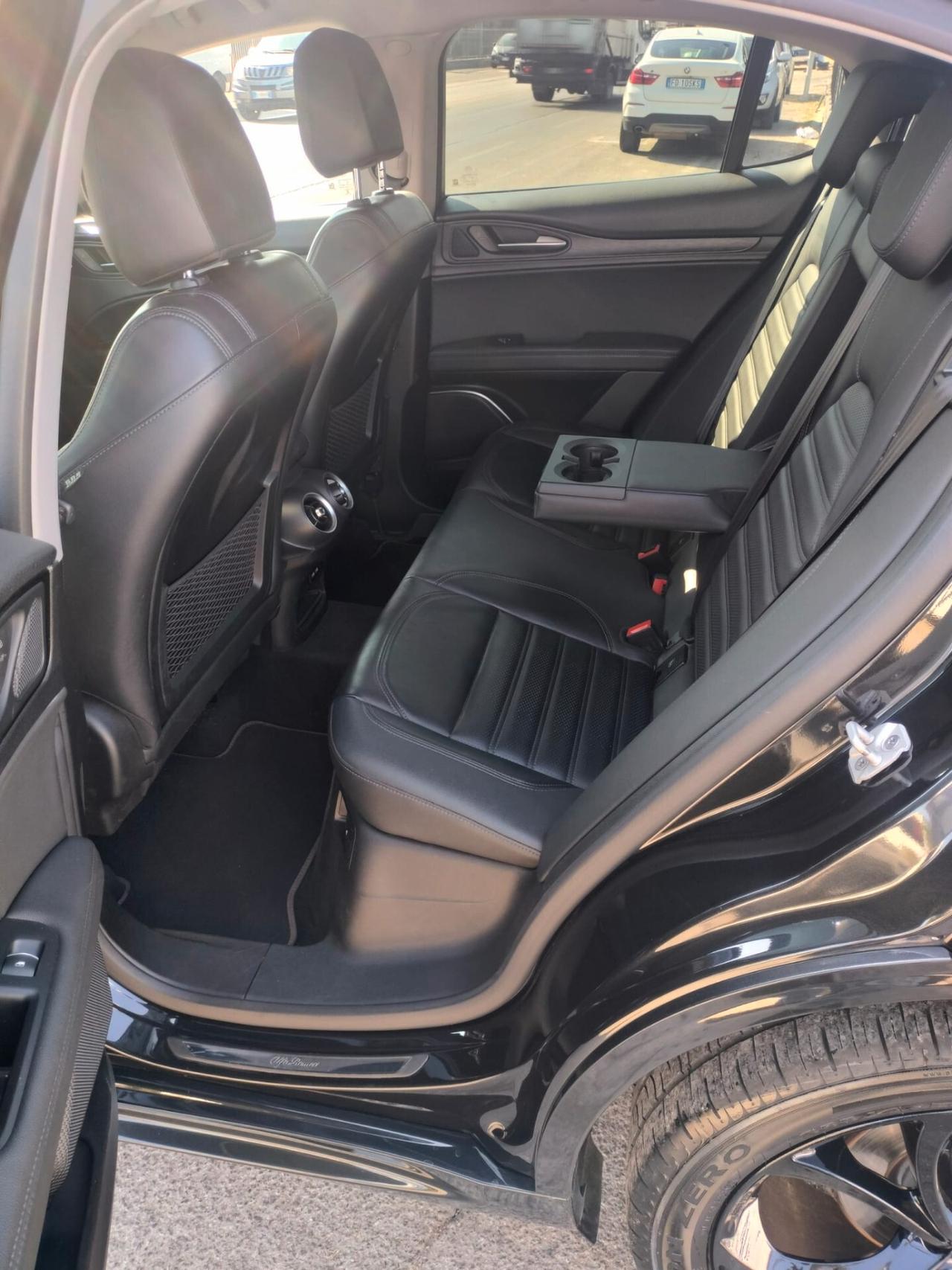 Alfa Romeo Stelvio 2.2 Turbodiesel 190 CV AT8 Q4 Executive