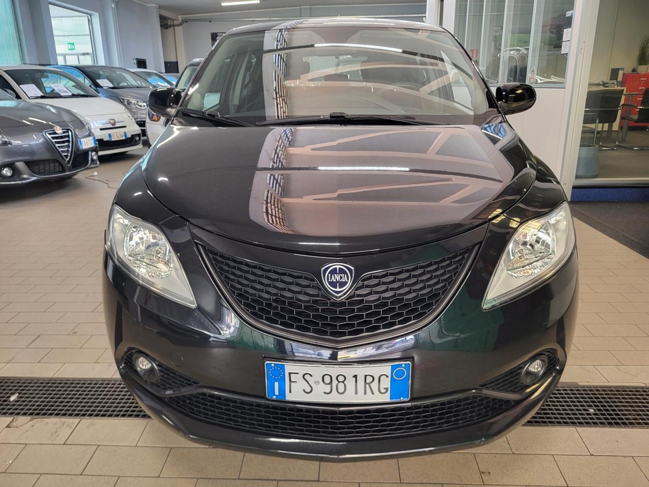 Lancia Ypsilon 1.2 69 CV 5 porte Platinum PREZZO REALE!!