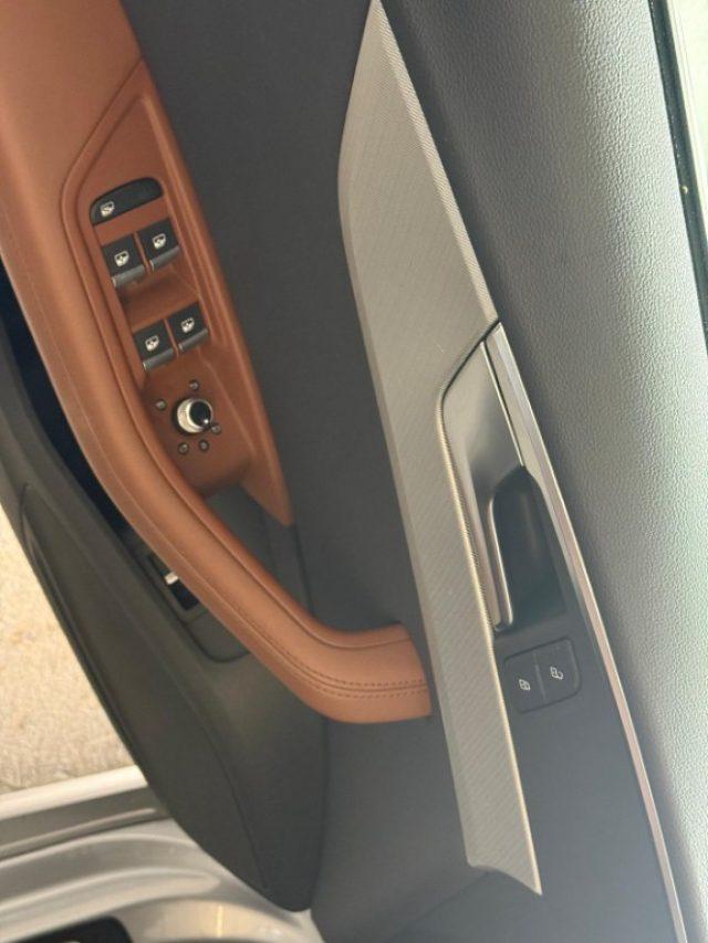 AUDI A5 SPB 40 TDI quattro S tronic Business Advanced