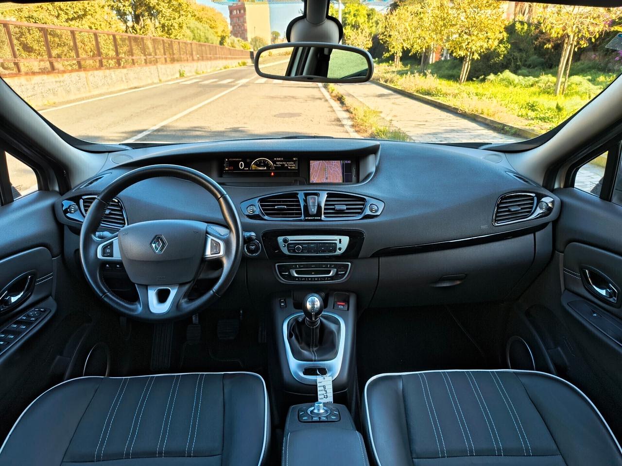 RENAULT SCENIC XMOD SOLO 130.000 KM 1.5 DIESEL 2013