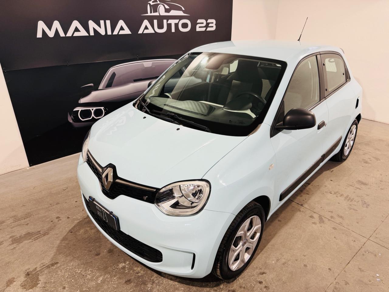 Renault Twingo 22KW TOTAL ELETRIC*200 KM AUTONOMIA*NEOPATENTATI*