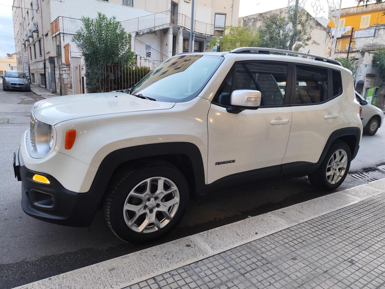 Jeep Renegade 1.6 Mjt 120CV Limited NAVI PELLE