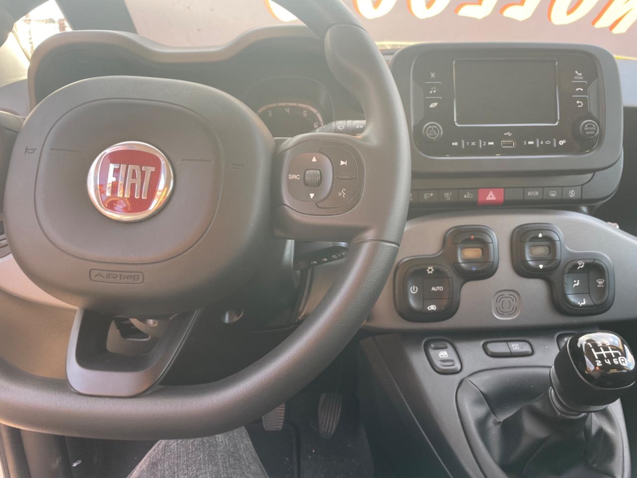 Noleggiami fiat panda