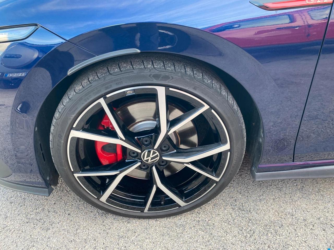 Volkswagen Golf GTI 2.0 TSI DSG