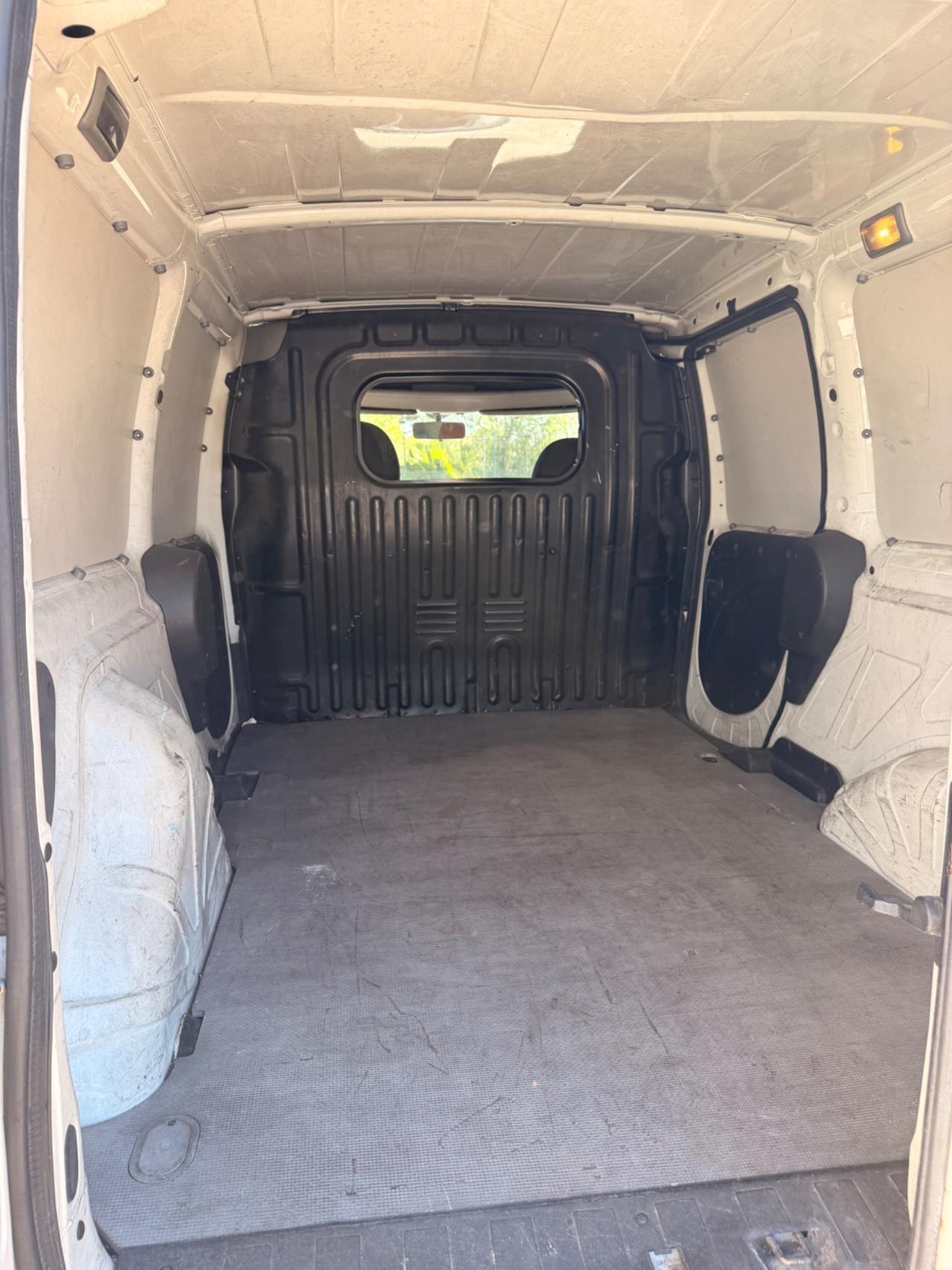 Fiat Doblò MAXI 1.3 Multijet 16V -2010