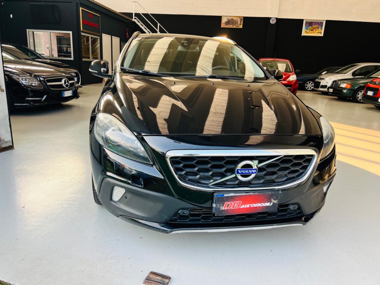 Volvo V40 D4 Geartronic Business cross country