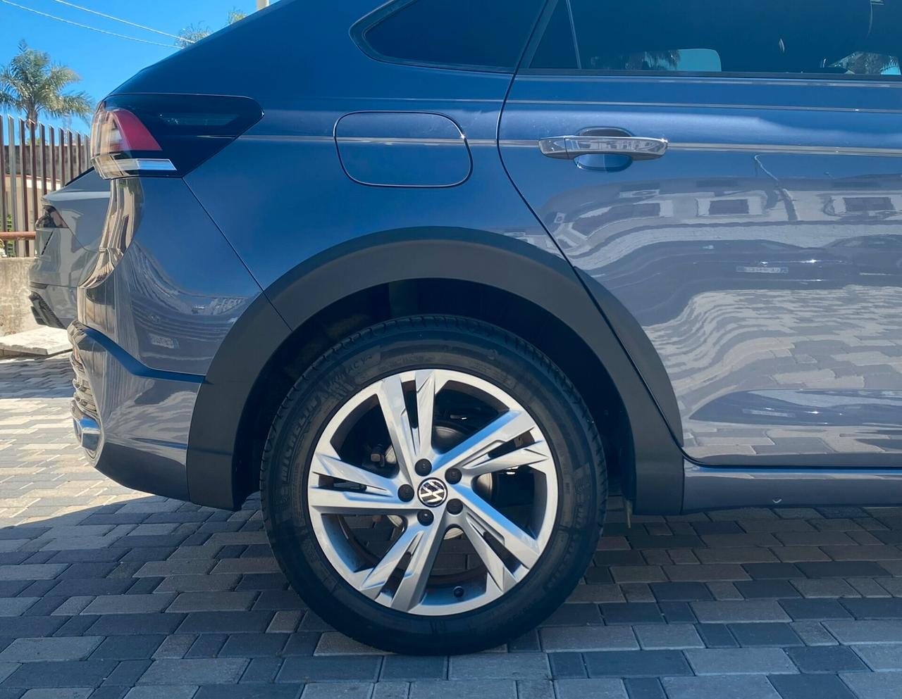 Volkswagen Taigo R-Line 1.5 TSI 150CV DSG