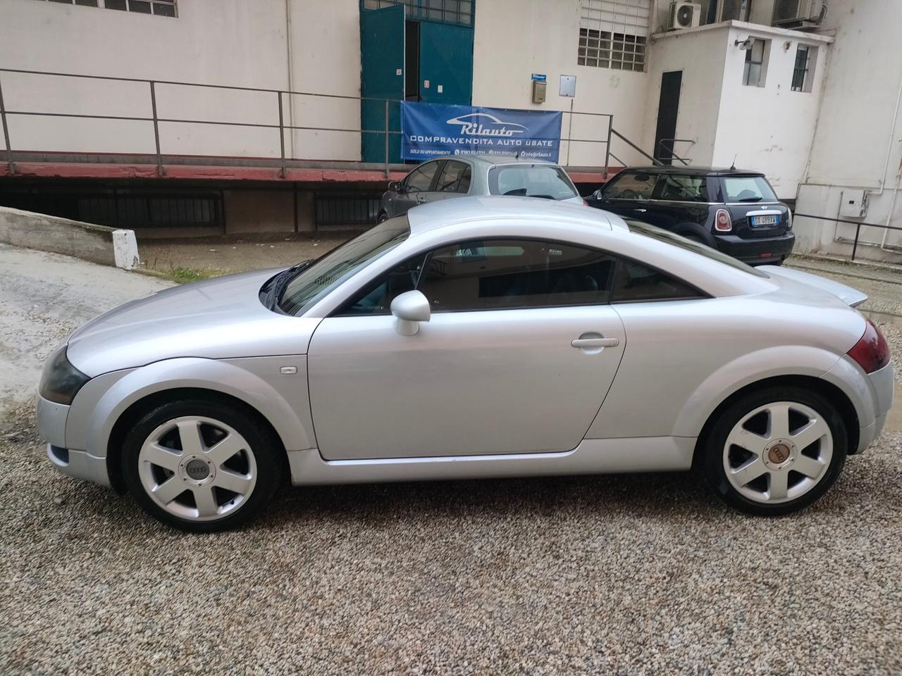 Audi TT Coupé 1.8 T 20V 180 CV