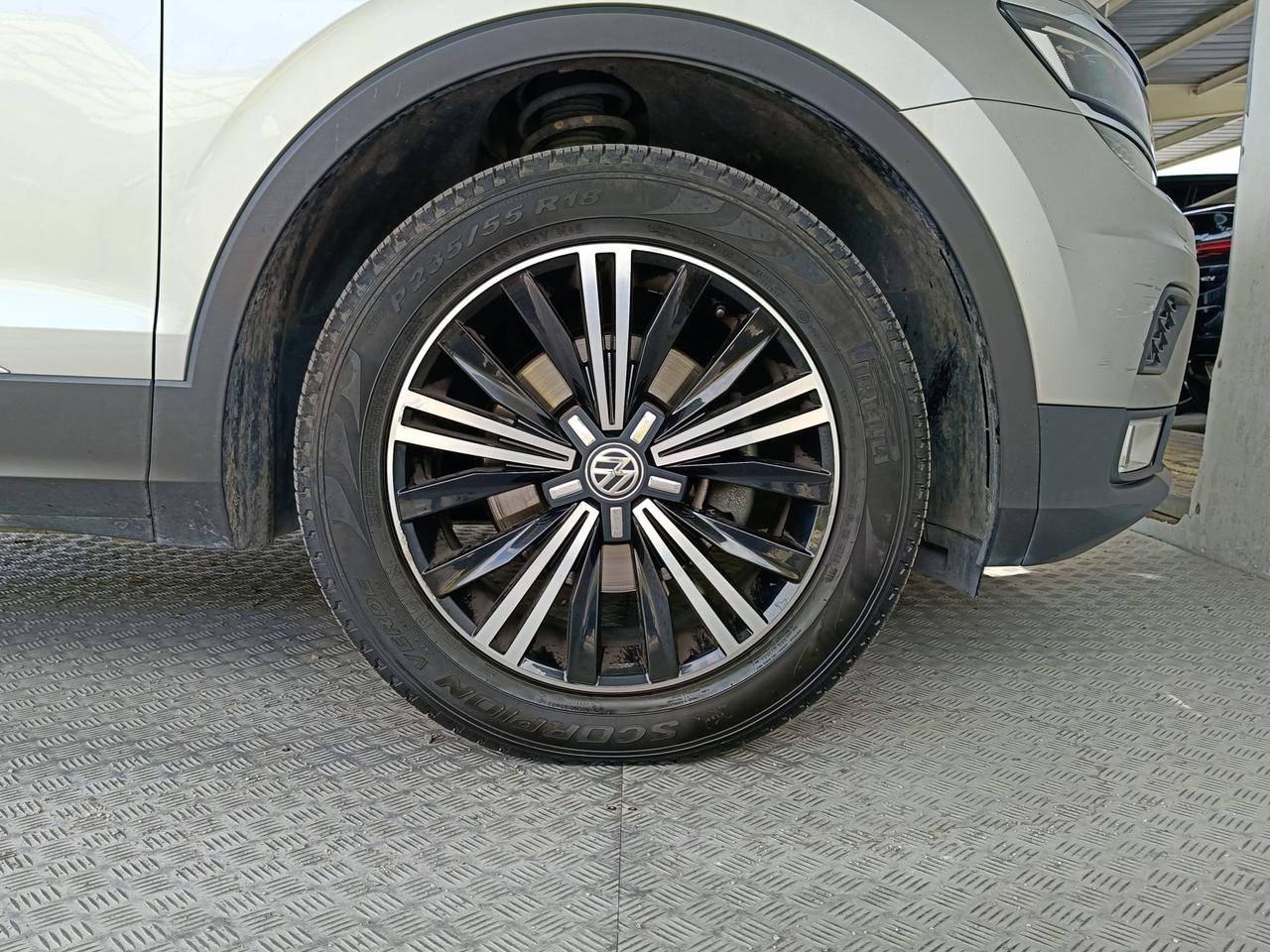VOLKSWAGEN Tiguan II 2016 - Tiguan 2.0 tdi Executive 4motion 150cv