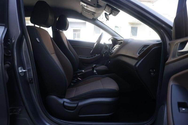 Hyundai i20 Hyundai i20 1.1 CRDi 12V 5 porte Style 55KW ANNO 2015