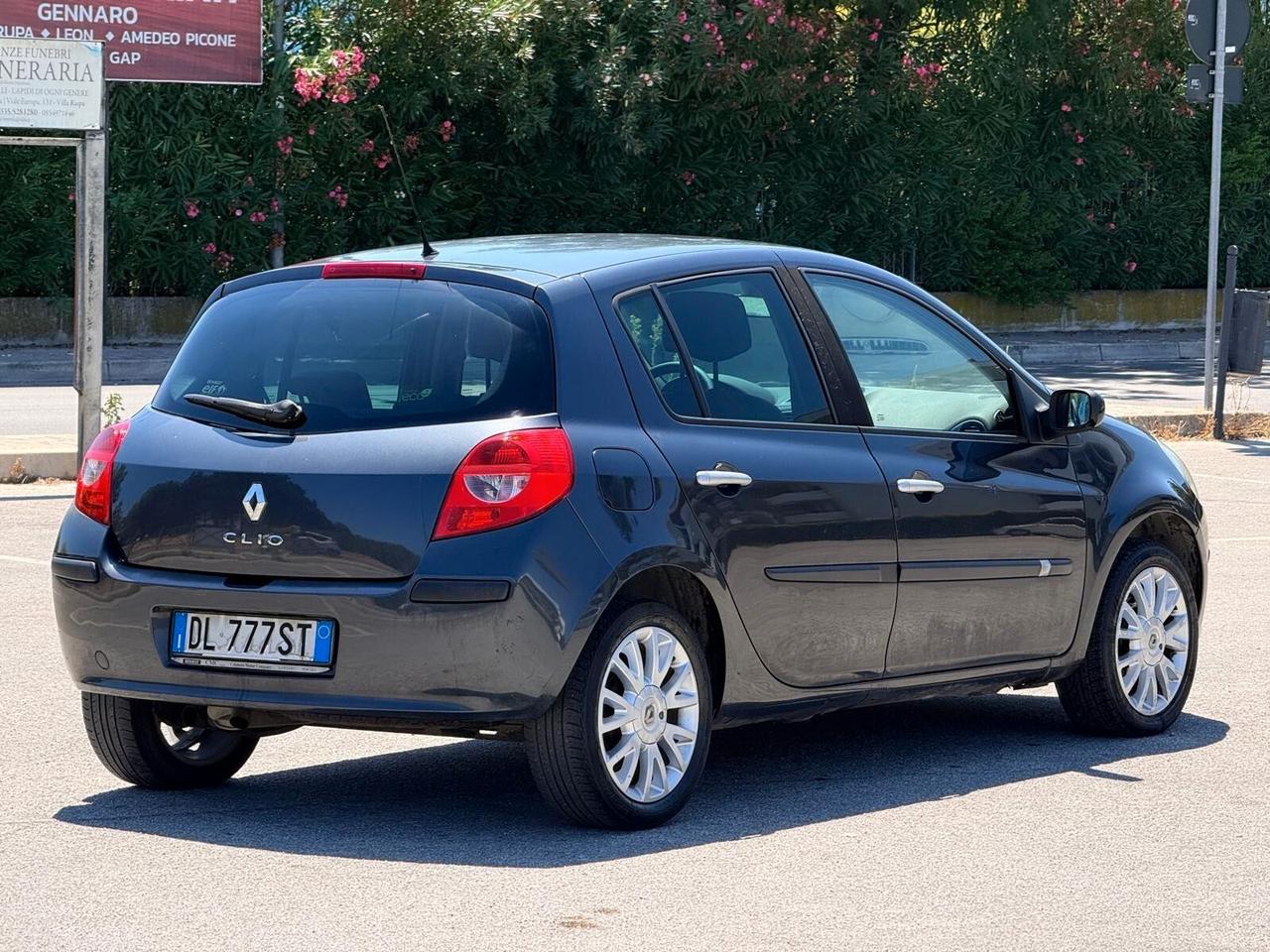 Renault Clio 1.5 dCi 85CV 5 porte Le Iene *Garanzia*