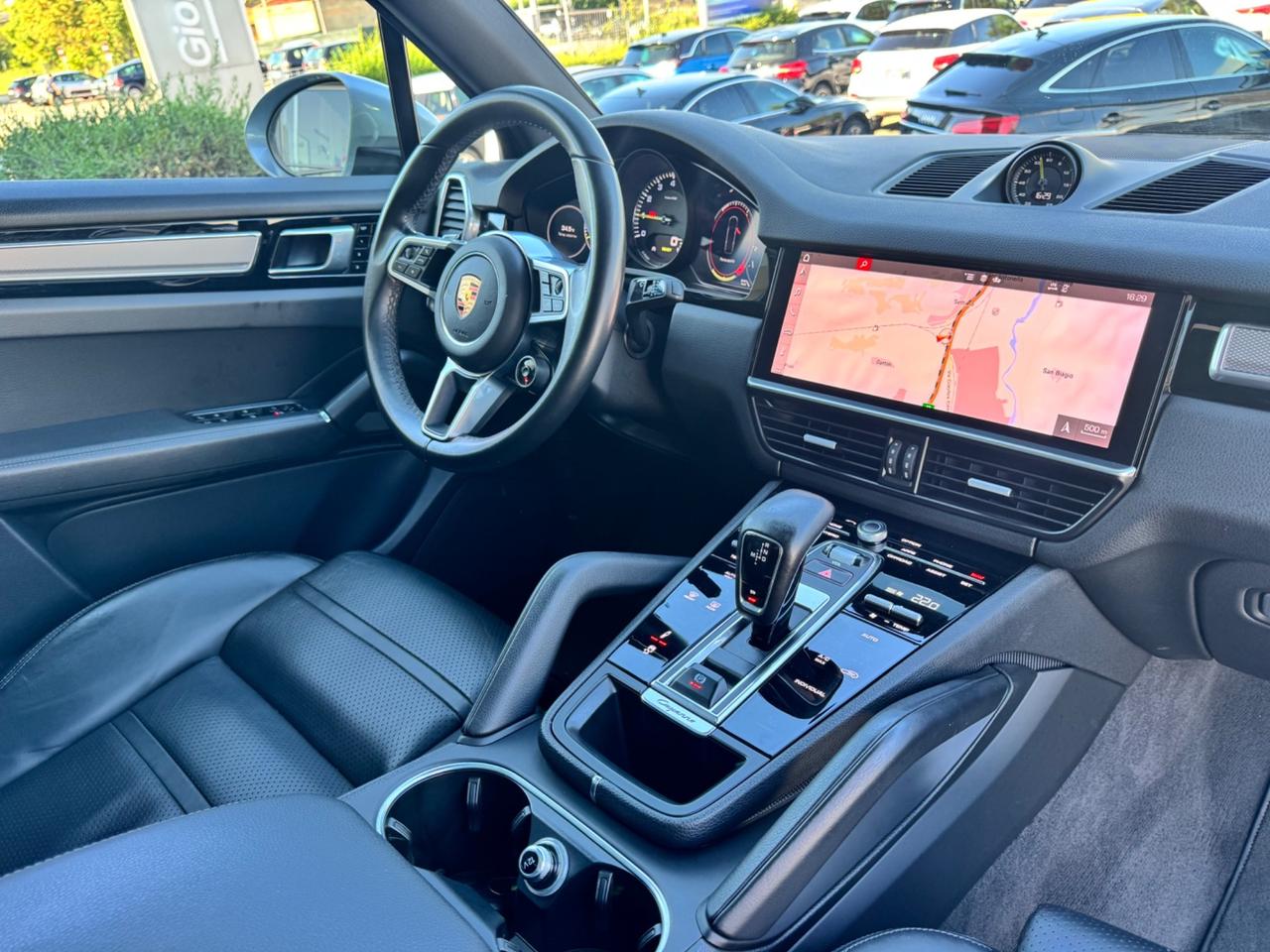 Porsche Cayenne 3.0 V6 E-Hybrid open edition uni pro italia