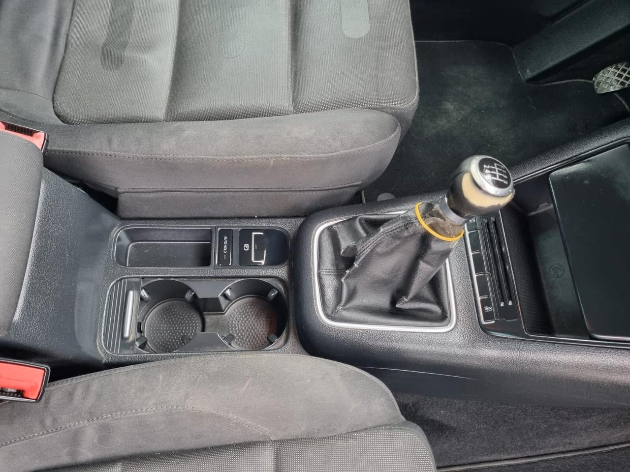 Volkswagen Tiguan 2.0 16V TDI DPF Sport & Style (18°)