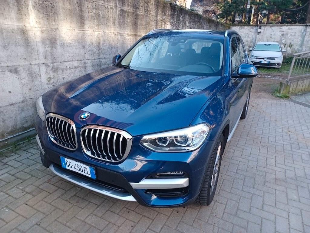 BMW X3 18D 150CV STEPTRONIC 48V S-DRIVE XLINE ( FARI LED - BMW DIGITAL COCKPIT - AMBIENT LIGHTS - PELLE - CLIMA TRIZONA - NAVI - CARPLAY - PARK ASSISTANT - TELECAMERA POST. - CERCHI 19 )