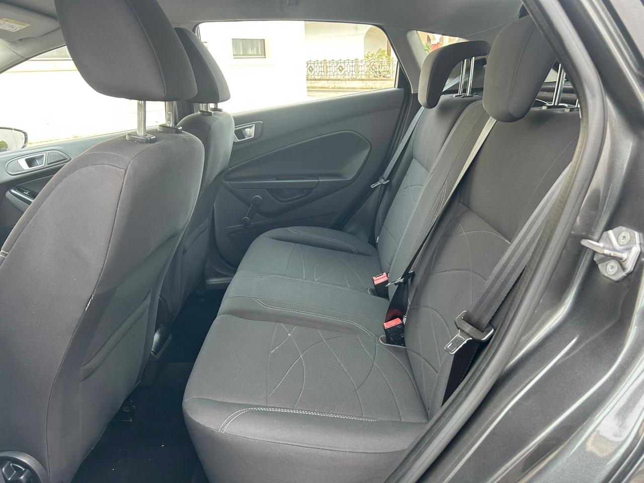 Ford Fiesta 1.5 TDCi 75Cv 5P Km113.000-2015