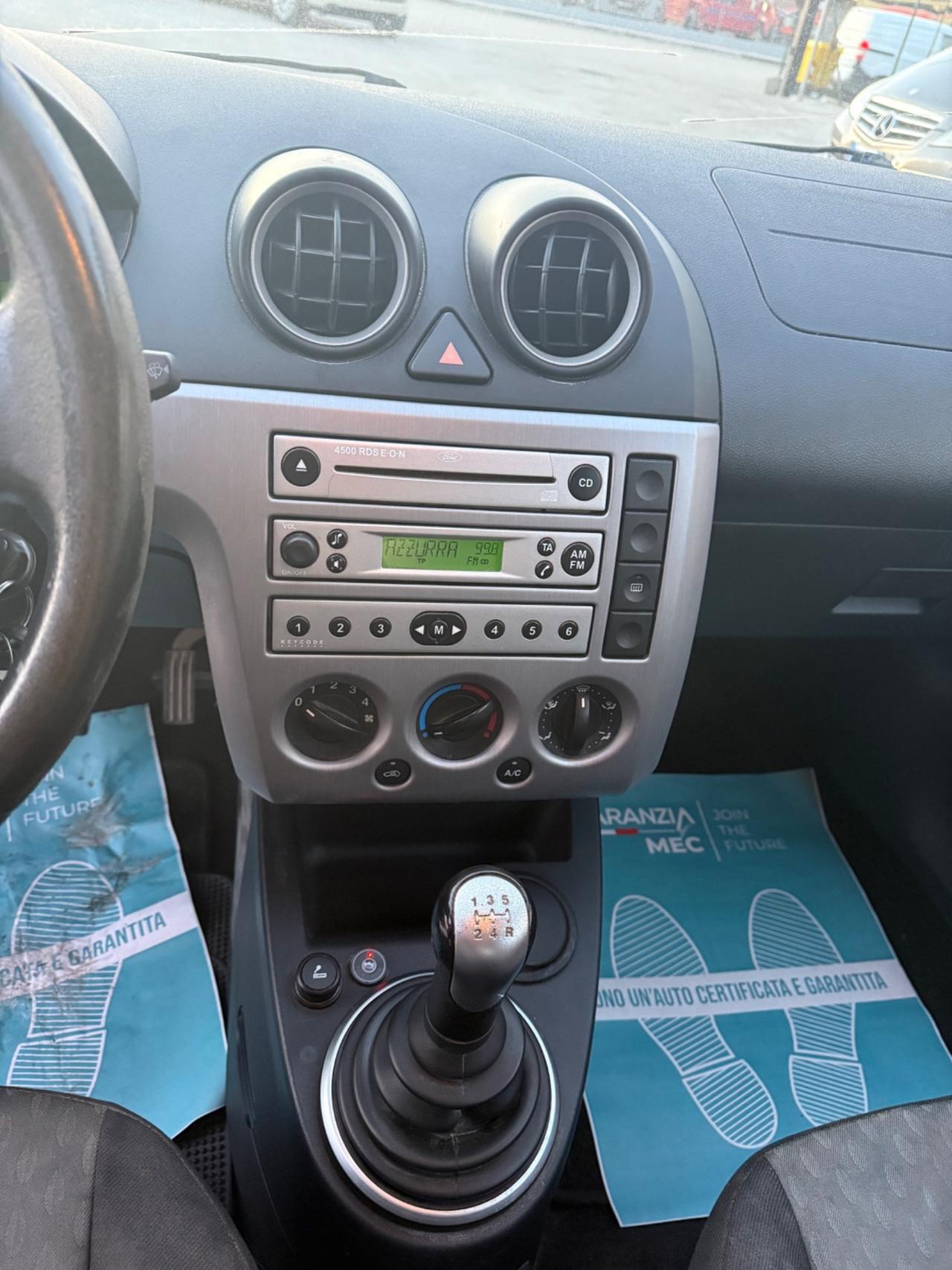 Ford Fiesta 1.2 82CV 3 porte Titanium