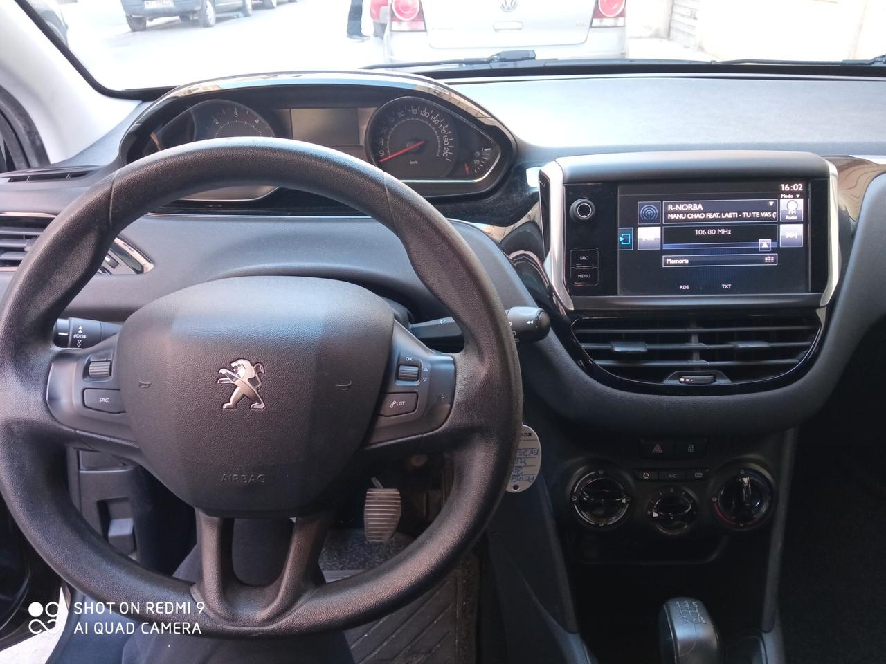 Peugeot 208 1.4 HDi 68 CV 5 porte Allure