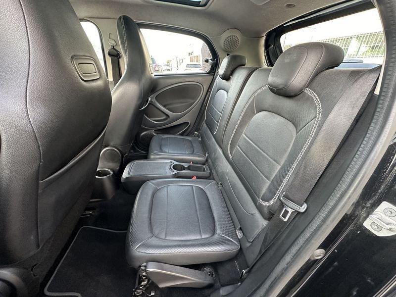 smart forfour 0.9 BRABUS Xclusive twinamic 109CV
