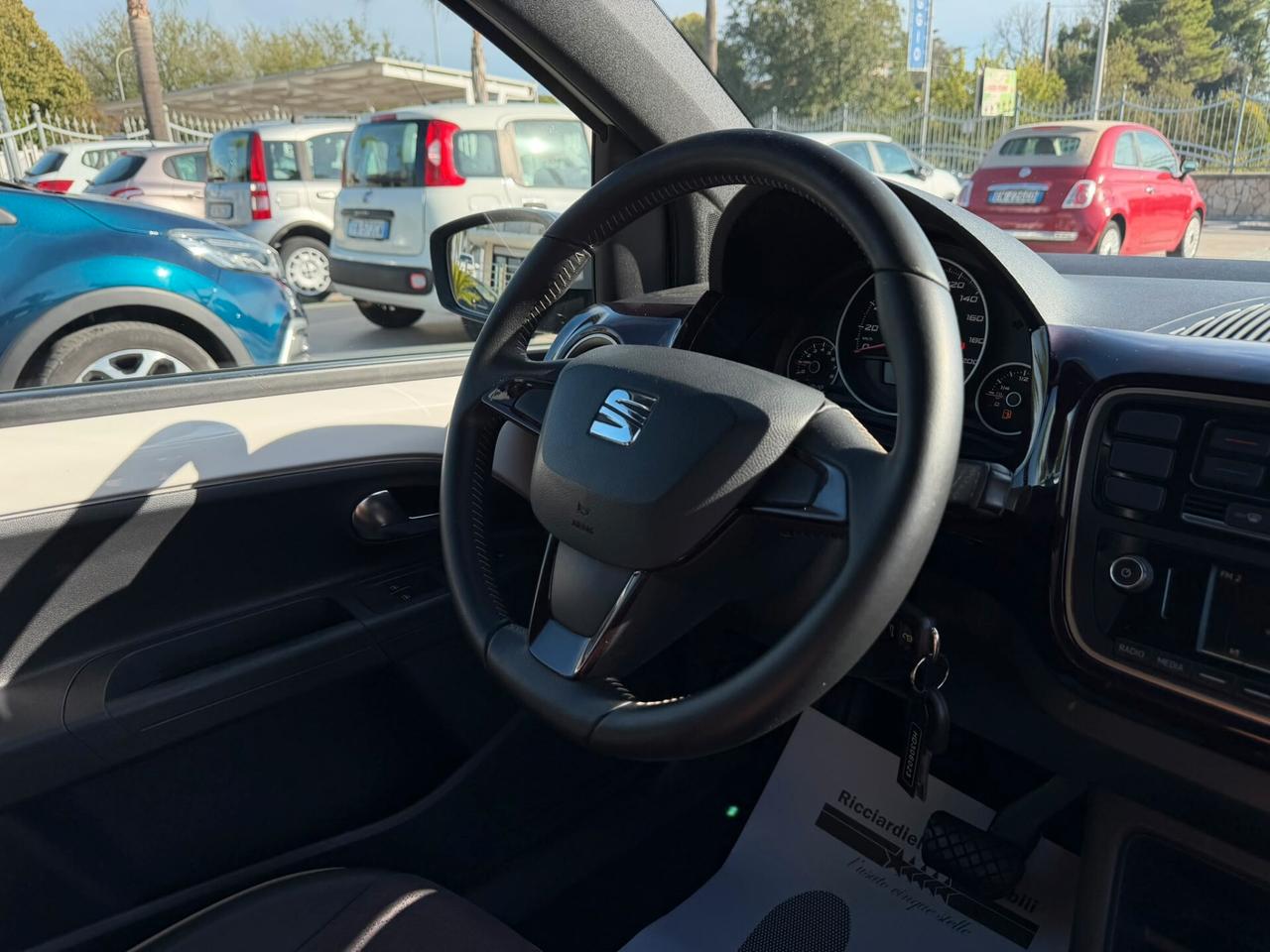 Seat Mii 1.0 ASG 60Cv by Cosmopolitan - automatica