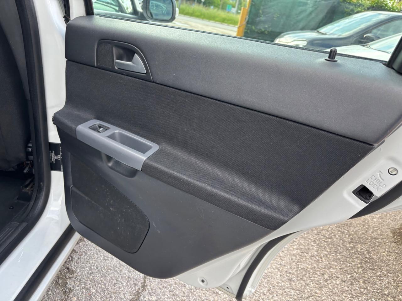 Volvo V50 D2 POLAR OK Neopatentati