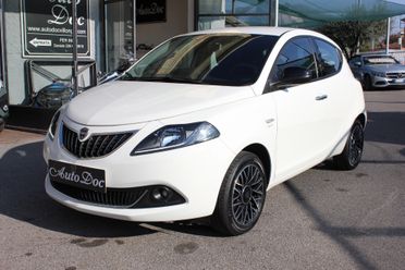 Lancia Ypsilon 1.0 FireFly 5 porte S&S Hybrid Ecochic Gold