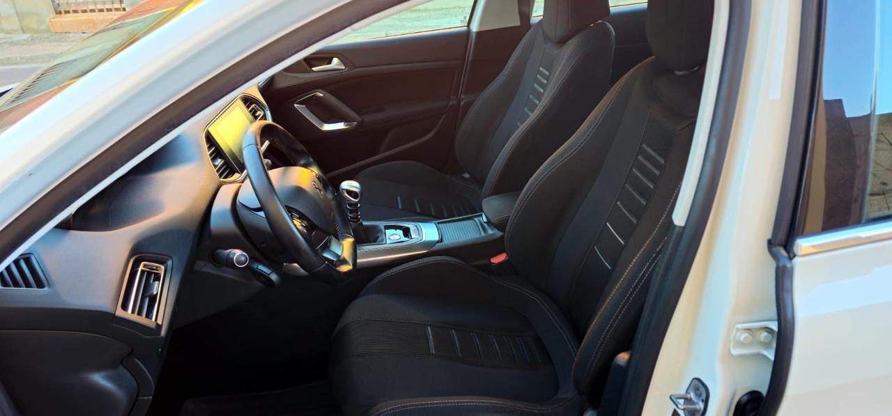 Peugeot 308 1.6 e-HDi 115 CV StopeStart GT Line (85 kw