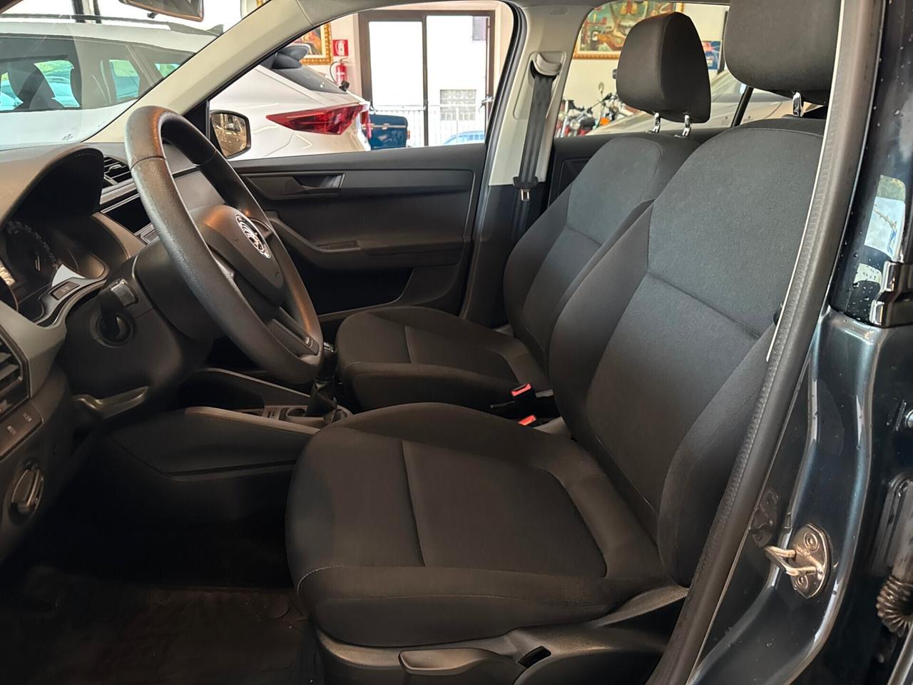 SKODA FABIA 1.0cc 60cv BENZINA NEOPATENTATI